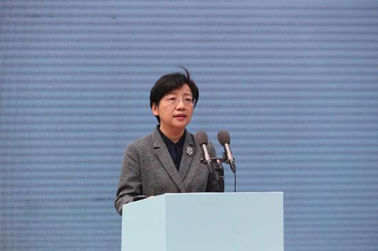 江苏省纪委常委,省监委委员李桂琴女士讲话.