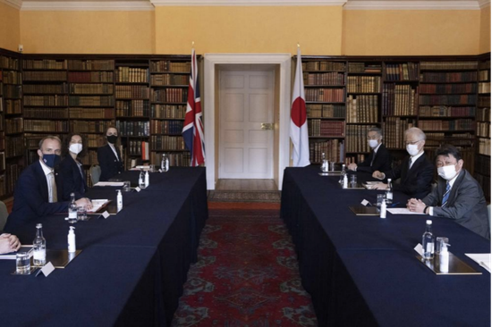  布林肯与日本外相茂木敏充在G7会议期间进行双边会议