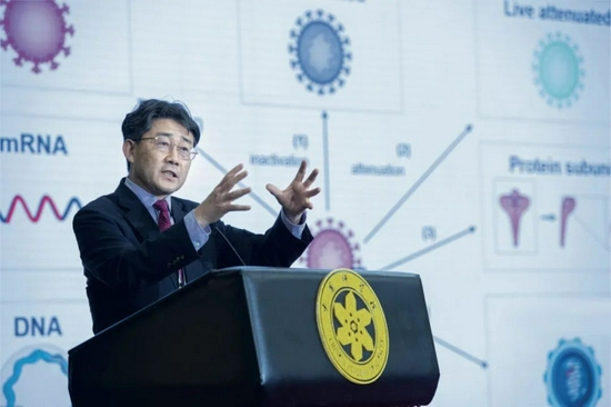 ·2021年5月30日,高福院士在中国科学院第二十次院士大会上作报告。