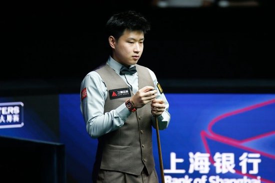 赵心童6-1击败斯佳辉，晋级斯诺克国锦赛8强