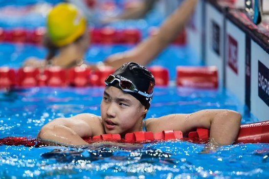 全运会女子400米个人混合泳预赛：于子迪总排名第一 李冰洁晋级