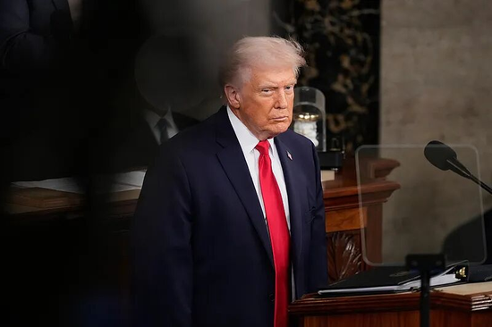 特朗普“破防”了？发文飙脏话、威胁伊朗“不达成协议就炸掉一切”