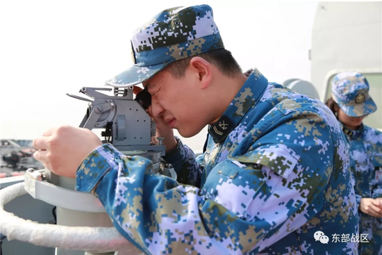 1543538359417489.png 目标方位观测