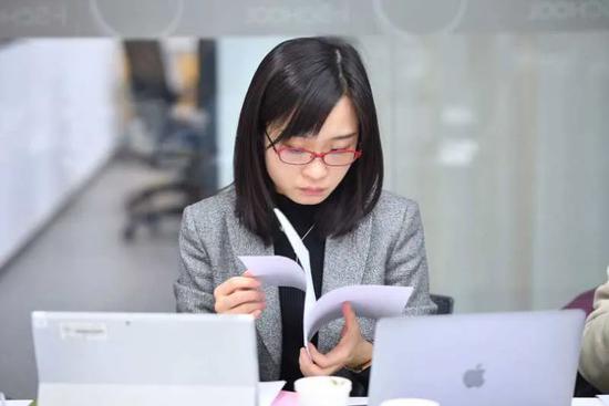 北京大学心理与认知科学学院研究员、博士生导师,孤独症研究者易莉。受访者供图
