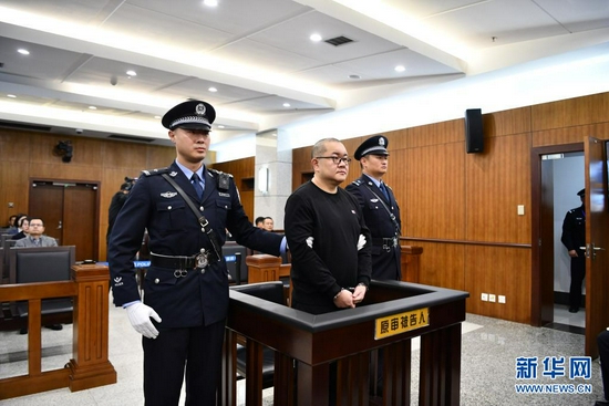 　　2019年12月23日，云南省高级人民法院对孙小果1997年犯强奸罪、强制侮辱妇女罪、故意伤害罪、寻衅滋事罪再审案件依法公开宣判。这是宣判现场。新华社发（云南省高级人民法院供图）