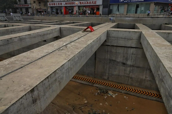 京广北路隧道内情景（摄影：李昊）