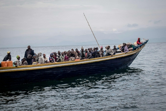 外媒：刚果(金)沉船事故造成近百人死亡或失踪