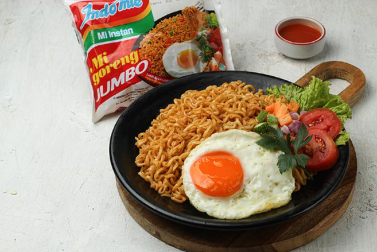 Indomie方便面是印尼最受欢迎的简餐  图源：半岛电视台