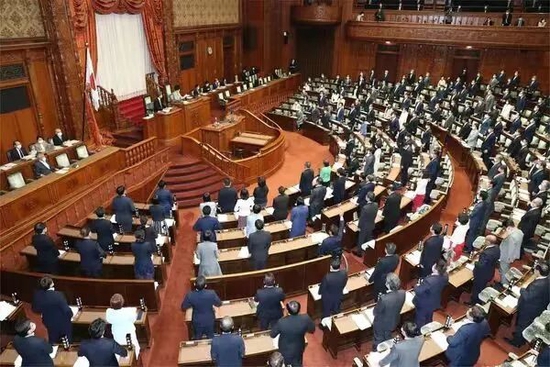 日本参议院11日通过《经济安全保障推进法案》 图源：GJ