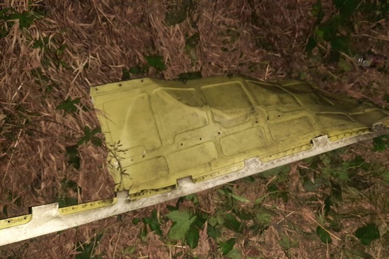 印尼T-50i战机坠毁后的残骸（《罗盘报》）