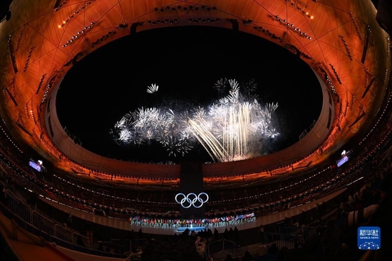 2022年2月4日晚，第二十四届冬季奥林匹克运动会开幕式在北京国家体育场举行。新华社记者 李尕 摄