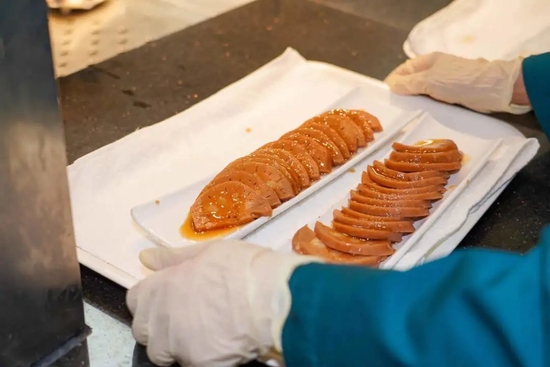 刷屏了！10大高校年夜饭来袭 第一名是谁？