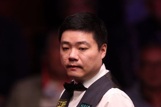 斯诺克国际锦标赛：丁俊晖6-0横扫格雷斯晋级，全场四杆破百