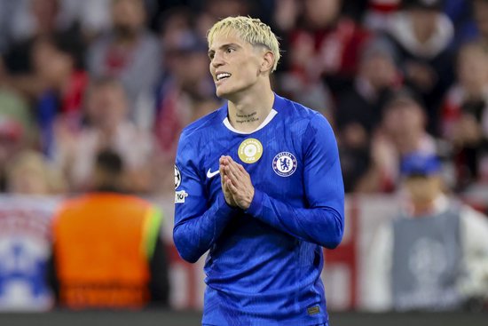 英媒：蓝军对加纳乔训练后加练很满意，但球员还需适应球队的战术