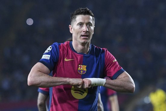 塞尔电台：西蒙尼十分欣赏莱万，马竞可能是他的下一站