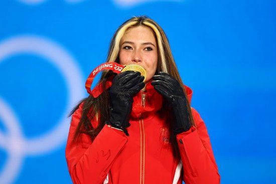 谷爱凌体坛专访：在米兰冬奥会我肯定尽全力 很多人因我爱上滑雪