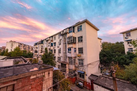 老房子“强制体检”，政府出手了