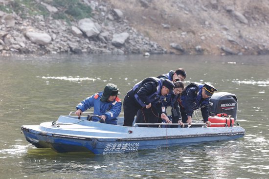 奋进的回响｜敬畏人民、敬畏组织、敬畏法纪