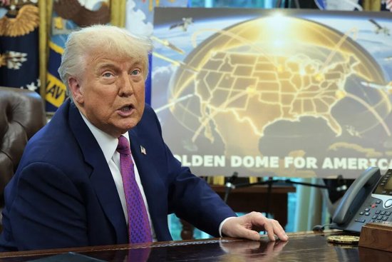 特朗普说要在格陵兰岛部署“金穹”