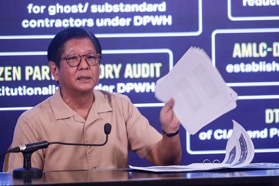 涉嫌贪腐，菲律宾总统又遭弹劾投诉