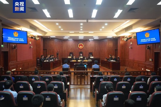 受贿1.37亿余元 江西省政协原党组书记唐一军一审被判无期