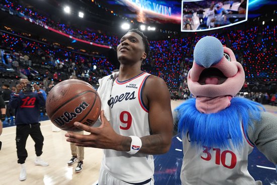 快船轻取雄鹿 伦纳德20+8 马瑟林28+6 特伦特空砍36分