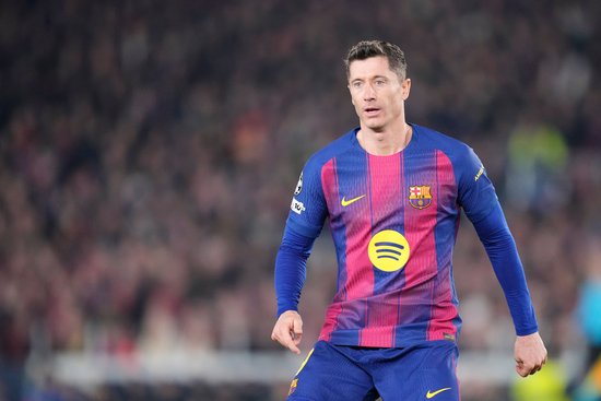 传记作者：莱万并不适应在巴萨成为替补，未来可能去美职联和沙特