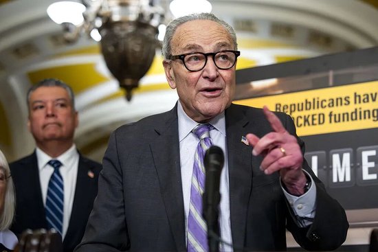 舒默：将限制特朗普战争权力