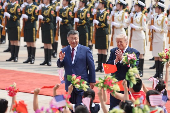 微镜头·中美元首在北京举行会谈｜“让2026年成为中美关系继往开来的历史性、标志性年份”