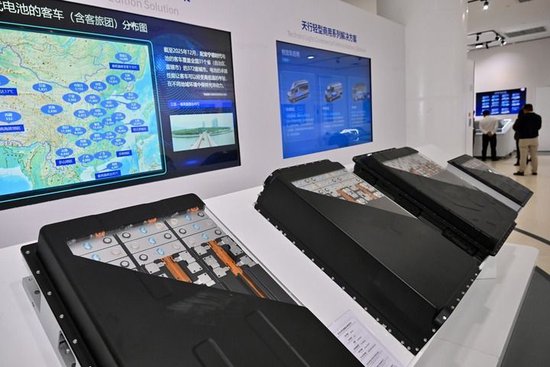习近平总书记关切事｜实业报国志 接力谱新篇