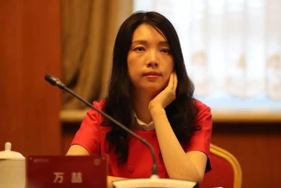 国家发改委国际合作中心首席经济学家万喆(夏宾/摄)