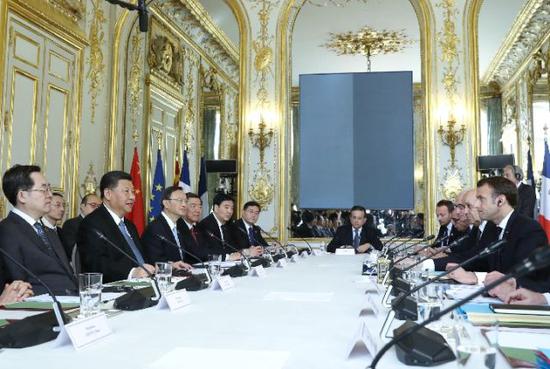 3月25日，国家主席习近平在巴黎爱丽舍宫同法国总统马克龙会谈。新华社记者 鞠鹏 摄