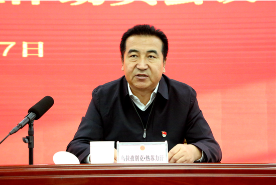 他曾任新疆生态环境厅厅长跨省两年后升任省委常委