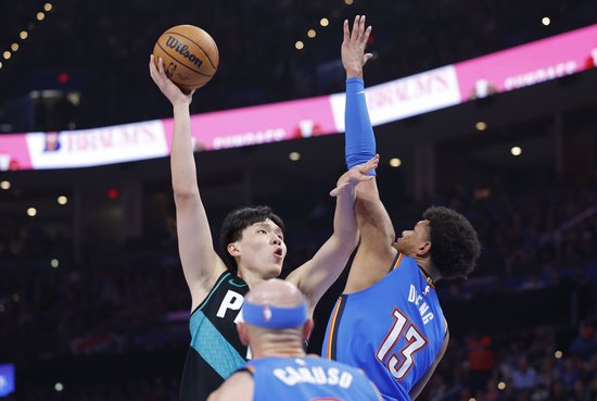 开拓者媒体人：大家都被杨瀚森的高光集锦所迷惑 他需要时间培养