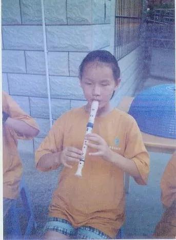 除了琵琶，从小喜欢音乐的蔡琼卉还学习过笛子吹奏。受访者供图
