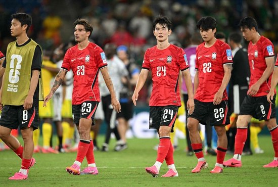 心态爆炸！韩国网友：全世界针对我们 收拾行李回家 要被扔鸡蛋了