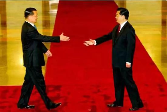 连战访问大陆:连战再率国民高官访陆 曾两次访问浙江见金三胖