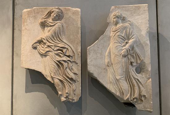 雅典卫城博物馆内的雕塑和浮雕藏品。新华社记者费茂华摄
