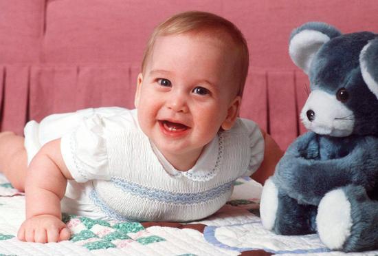  威廉王子婴儿时期的照片。（太阳报）