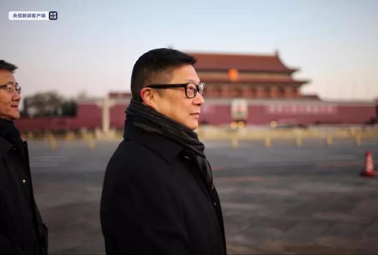 见公安部长后 港警“一哥”第二天来天安门看升