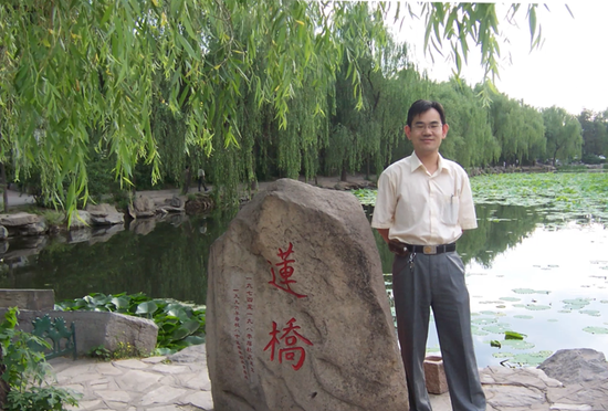 钟汉良朱珠新剧扑街，52岁霸总妆造翻车，网友：姨味太冲了v4.2.9 官方安卓版