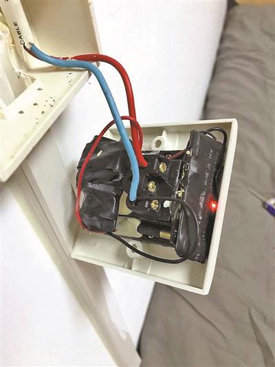 "自如"房内的偷拍设备