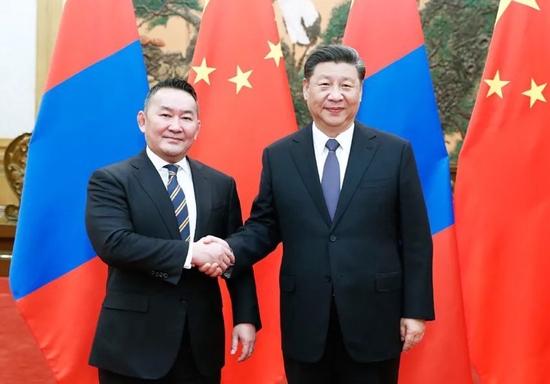 2020年2月27日，国家主席习近平在北京人民大会堂同时任蒙古国总统巴特图勒嘎会谈。新华社记者 刘彬 摄