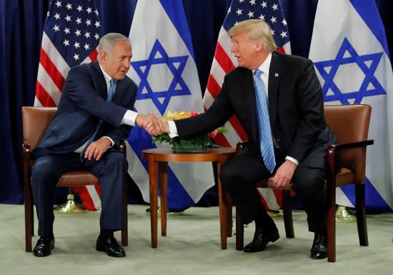 ▲资料图片：2018年9月26日，美国纽约，美国总统特朗普与以色列总理内塔尼亚胡举行双边会谈。