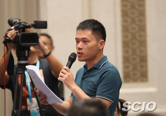 国新办新闻发布会 中国日报记者提问(焦非 摄)