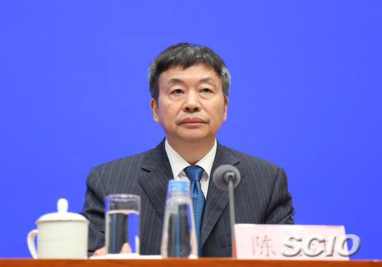 国新办新闻发布会 市场管总局价竞争局负责人陈志江(张馨 摄)