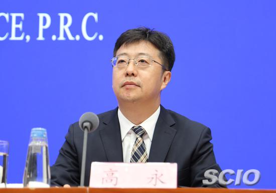 国新办新闻发布会 自然资源部耕地保护督司负责人高永(张馨 摄)