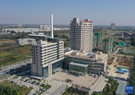 这是10月12日拍摄的北京儿童医院保定医院（无人机照片）。新华社记者 朱旭东 摄