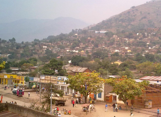 刚果（金）政府军收复东部战略重镇乌维拉