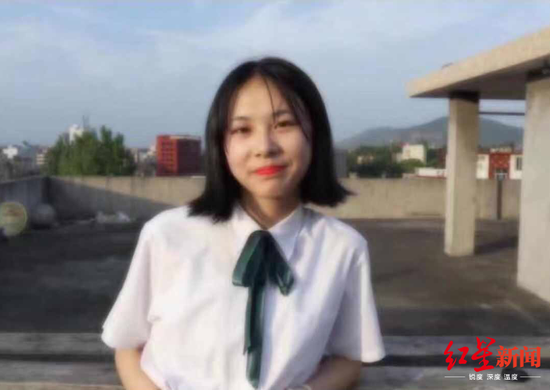 ↑得聯江西女孩何白宇